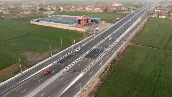 الكباري والطرق سبب صفقة رأس الحكمة