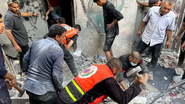 انتشال جثامين شهداء في غزة