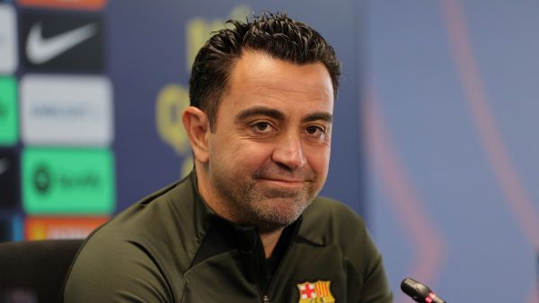 تشافي هيرنانديز (Photo by LLUIS GENE / AFP)