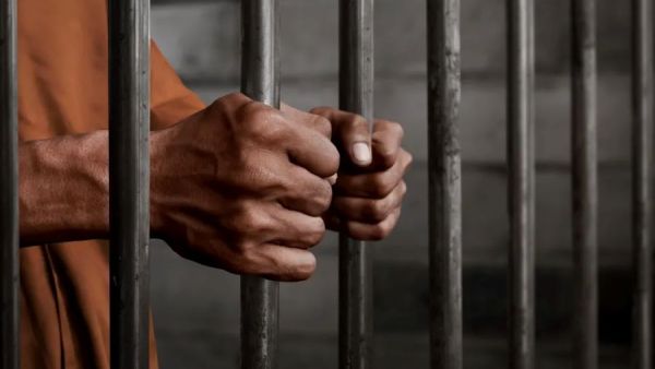 تفسير رؤية السجن في المنام للمتزوجة