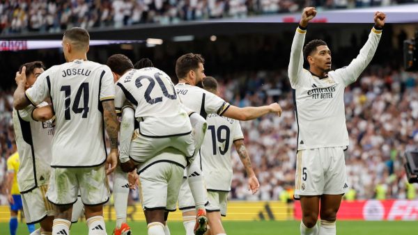 ريال مدريد يفوز باللقب (Photo by OSCAR DEL POZO / AFP)
