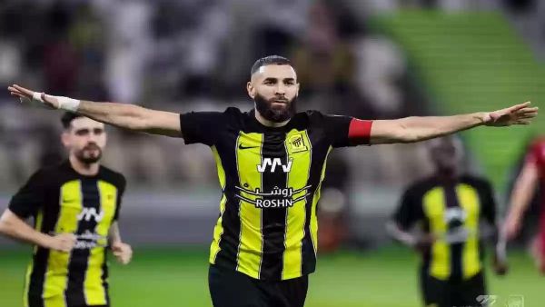 عارف يفتح النار على الاتحاد السعودي