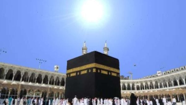 فلكية جدة تعلن... موعد تعامد الشمس على الكعبة