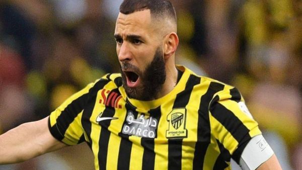 كارثة مدوية يفجرها النجار عن بنزيما بعد سفره لمدريد كارثة مدوية يفجرها النجار عن بنزيما بعد سفره لمدريد