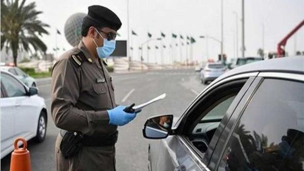 كيف اتواصل مع المرور واتساب؟! رقم مرور الرياض استعلام مخالفات