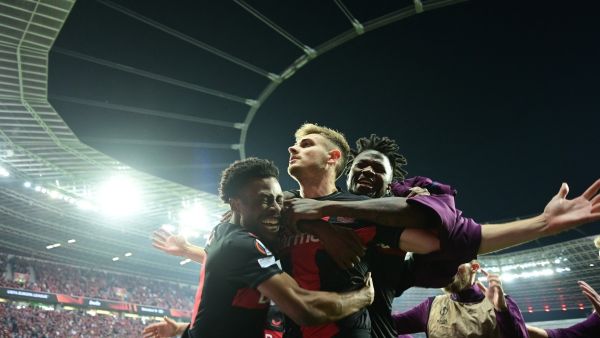 ليفركوزن في ريمونتادا جديدة تؤكد تأهله للنهائي (Photo by INA FASSBENDER / AFP)