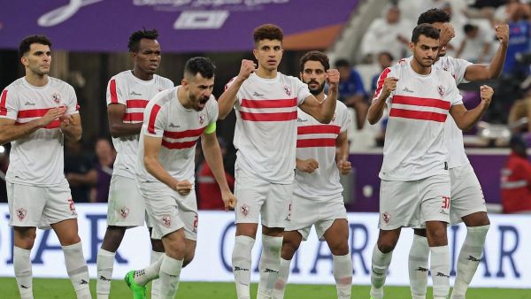 نادي مصري يسرق مدافع الزمالك من الخليج نادي مصري يسرق مدافع الزمالك من الخليج