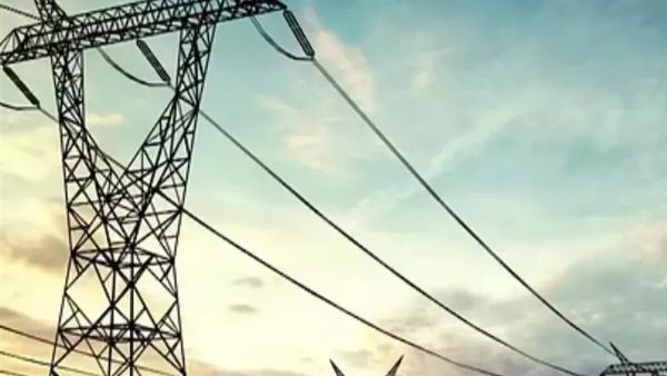 وداعًا لتخفيف الأحمال! الكهرباء المصرية تعلن موعد انتهاء قطع النور وداعًا لتخفيف الأحمال! الكهرباء المصرية تعلن موعد انتهاء قطع النور