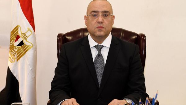 وزير الإسكان المصري