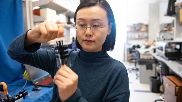 Prof. Nanshu Lu showcases revolutionary robot e-skin technology at University of Texas (University of Texas)