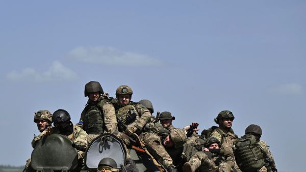 Ukrainian soldiers
