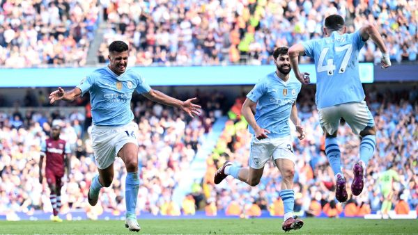 كالفن فيليبس يريد الانتقال إلى برشلونة