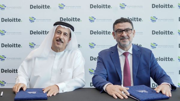 Abdulqader Obaid Ali, UAE IAA Chairman of the board and Deloitte Middle East partner Mohammed Khamees Al Tah Deloitte Middle East and UAE Internal Auditors Association sign MOU at The Audit Summit in Abu Dhabi