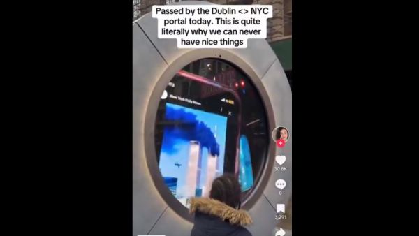 Dublin people display 9/11 attacks on live portal with New York