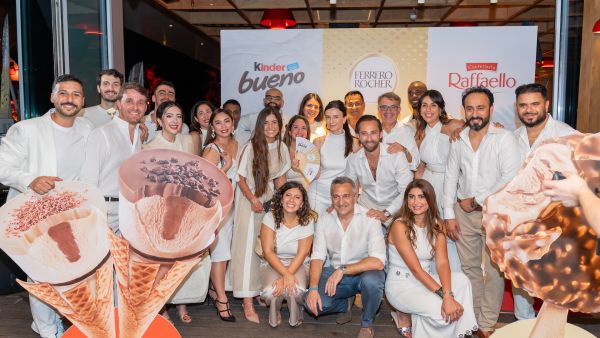 Ferrero Illuminates Dubai’s Sky to Unveil New Ice Cream Range in the UAE Ferrero Illuminates Dubai’s Sky to Unveil New Ice Cream Range in the UAE