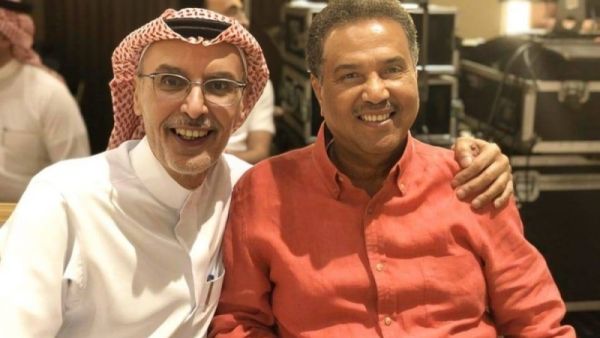 محمد عبده مصاب بالسرطان ويتلقى العلاج الآن في باريس