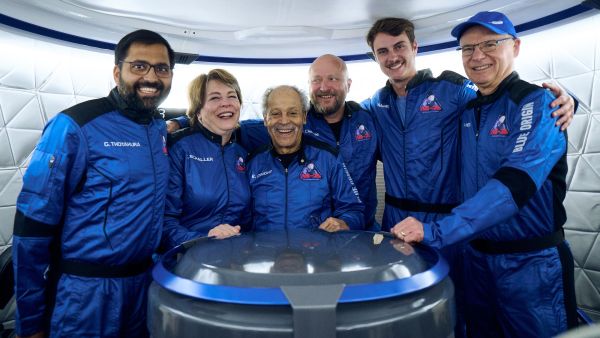 NS25 crew during training day 2 (Blue Origin)