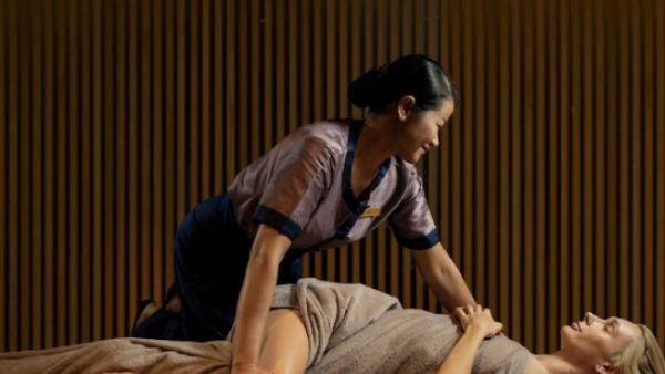 Banyan Tree Hotels and Resorts Banyan Tree Hotels and Resorts