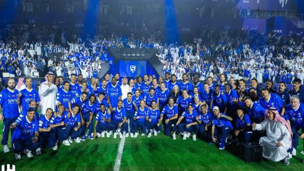 آل الشيخ يسدل الستار عن مفاجأة الهلال