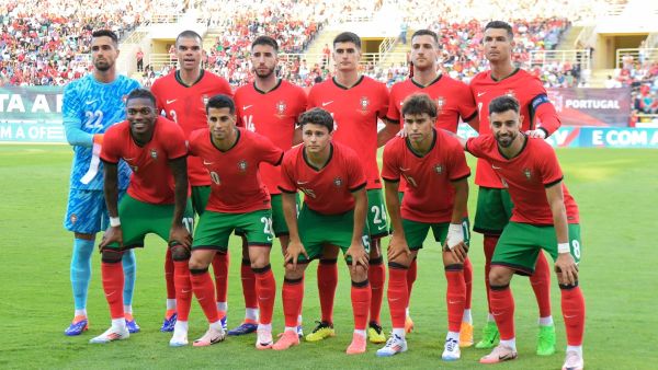 منتخب البرتغال (Photo by MIGUEL RIOPA / AFP)
