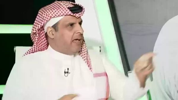 الدبيخي يثير غضب الهلال وجماهيره بتصريح صادم