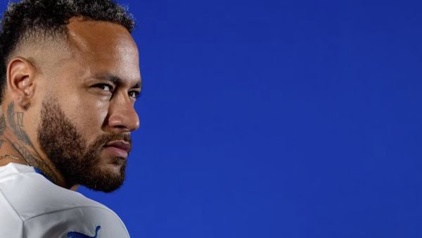 الصفقة تمت والتسليم حدث!! برازيلي الهلال خارج الفريق رسميًا