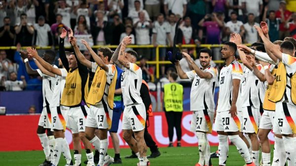 ألمانيا إلى ربع النهائي (Photo by OZAN KOSE / AFP)