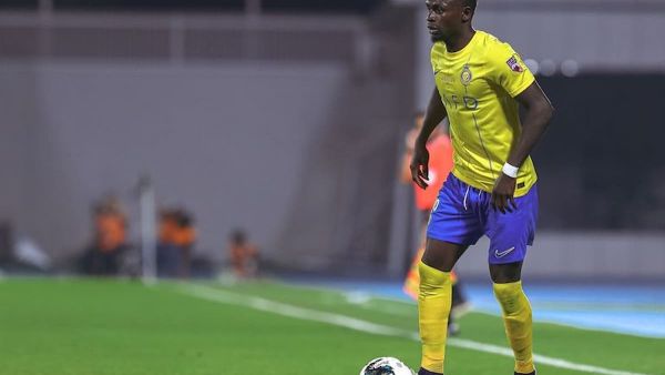 بعد خروجه من حسابات النصر.. لجنة الاستقطاب تعرض ماني على نادي جماهيري
