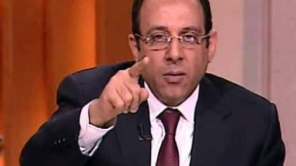 تعليق المحامي عمر هريدي على واقعة الصفع