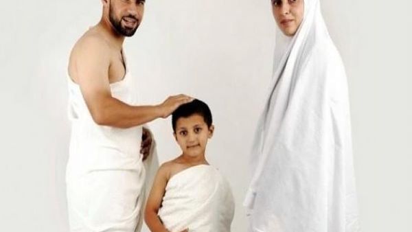 حكم الاغتسال بعد الإحرام وتغيير الملابس
