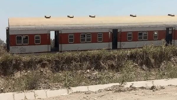 خروج 3 عربات من قطار عن القضبان بمصر والكشف عن عدد الضحايا