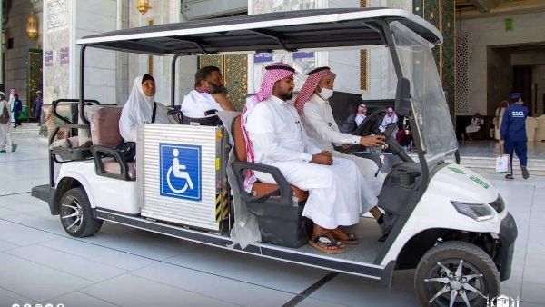 خلال موسم الحج| عربات جولف لنقل ذوي الإعاقات