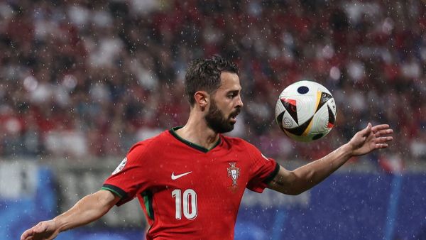 بيرناردو سيلفا (Photo by Adrian DENNIS / AFP)