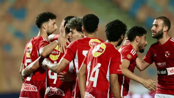 عرض ناري لا يرفض لنجم الأهلي المصري والتفاصيل...