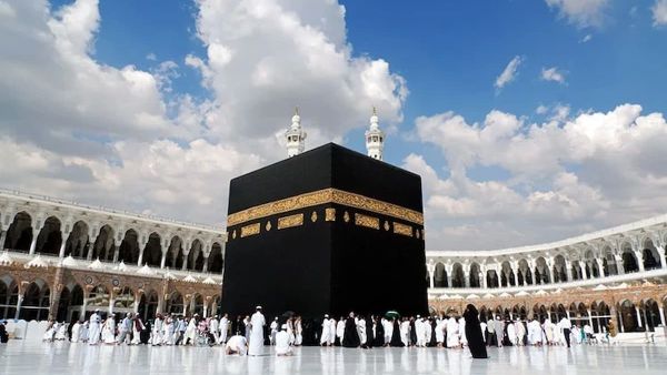 عقوبة صارمة وغرامة مررة كبيرة!! مخالفة الحج بدون تصريح