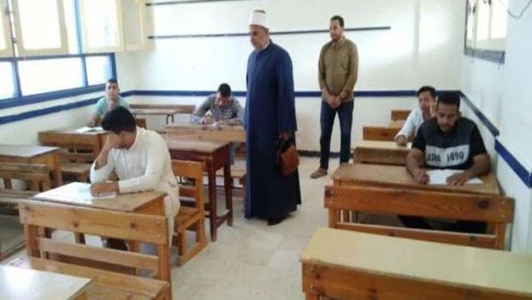 للشعبتين علمي أدبي | جدول امتحانات الثانوية الأزهرية 2024 وحقيقة التسريب
