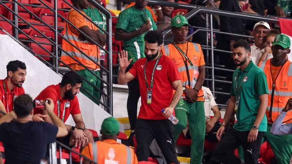 صلاح يقود مصر اليوم أمام بوركينا فاسو (Photo by FRANCK FIFE / AFP)
