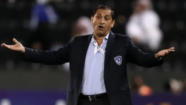 مفاجأة! نجم ليفربول يساعد الهلال في تحقيق حلم "رافينيا"