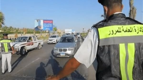هل يحق لرجل الأمن إيقاف فتاة وشاب ليست بينهما علاقة قرابة؟
