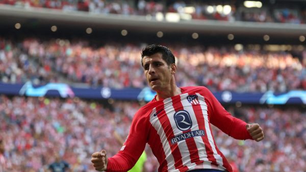 مانشستر يونايتد يبدأ التفاوض مع وكلاء ألفارو موراتا لضمه هذا الصيف