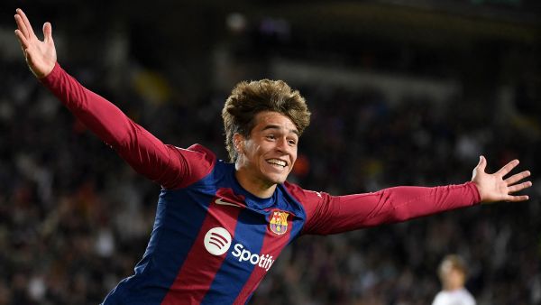 تشيلسي يقترب من حسم التعاقد مع نجم برشلونة الشاب
