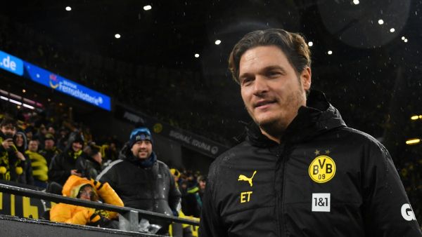 بوروسيا دورتموند يعلن رحيل المدرب إدين ترزيتش عن الفريق