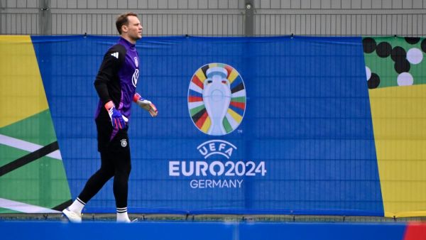 أبرز 10 نجوم يغيبون عن بطولة يورو 2024 (Photo by Tobias SCHWARZ / AFP) أبرز 10 نجوم يغيبون عن بطولة يورو 2024