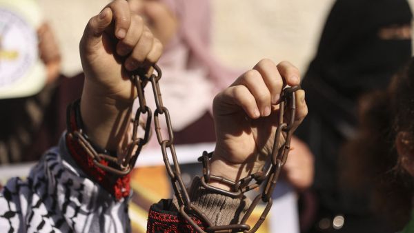 Female prisoners 