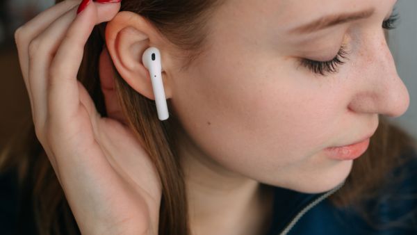 New Apple Airpods coming with infrared cameras, leak reveals