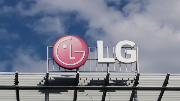 LG