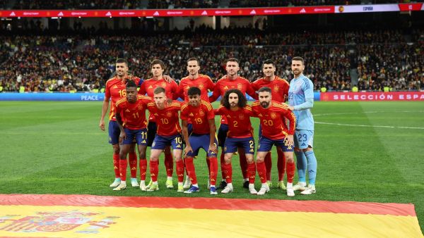 Spain's team poses prior the international friendly football match between Spain and Brazil at the Santiago Bernabeu stadium in Madrid, on March 26, 2024. Spain arranged a friendly against Brazil at the Santiago Bernabeu under the slogan "One Skin" to help combat racism. (Photo by Thomas COEX / AFP)