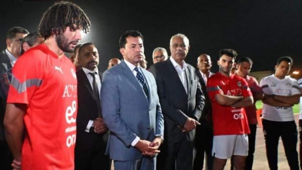 ! تأخر سفر المنتخب المصري إلى فرنسا والتفاصيل