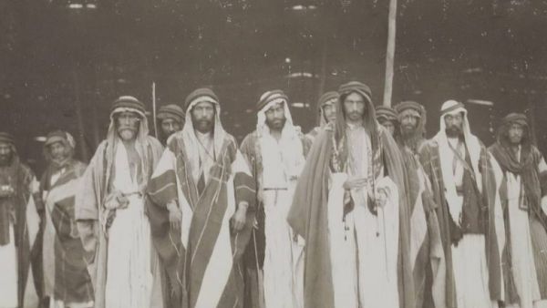الحمادي وش يرجع.. أصل عائلة الحمادي من وين 