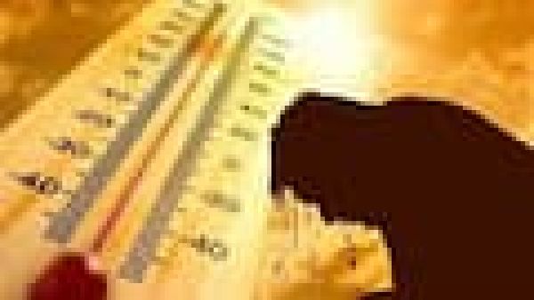 الأرصاد المصرية تحذر من الموجة الحارة